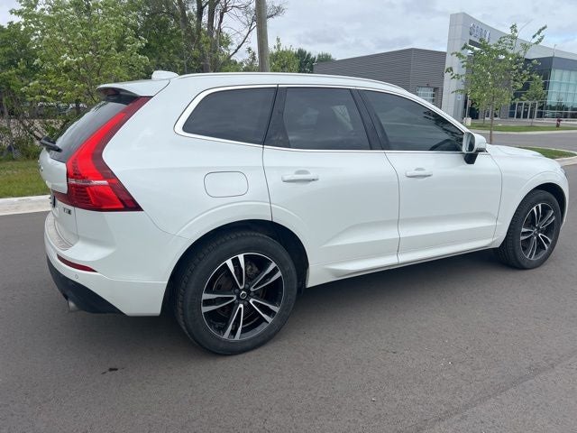 2020 Volvo XC60 T5 Momentum